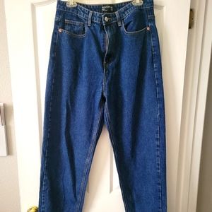 Pretty Little Thing mom jeans